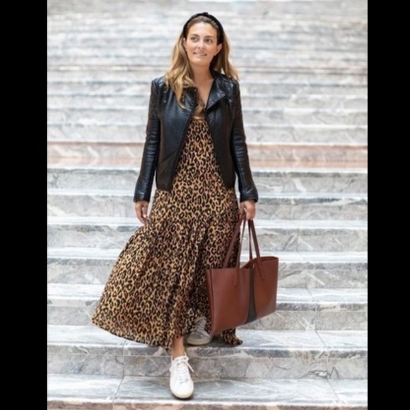 Vince Camuto Luck Tote - Picture 2 of 9